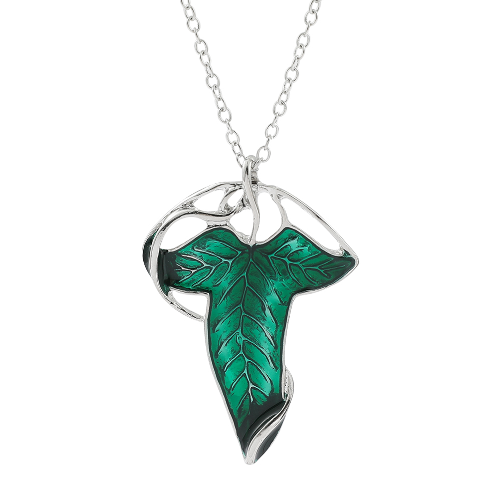 Women Fashion Model - Vintage Green Leaf Pendant Necklace Exquisite