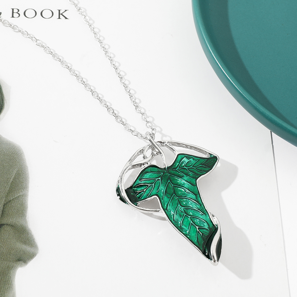 Vintage Green Leaf Pendant Nec - Women Fashion Model ulasan dan harga